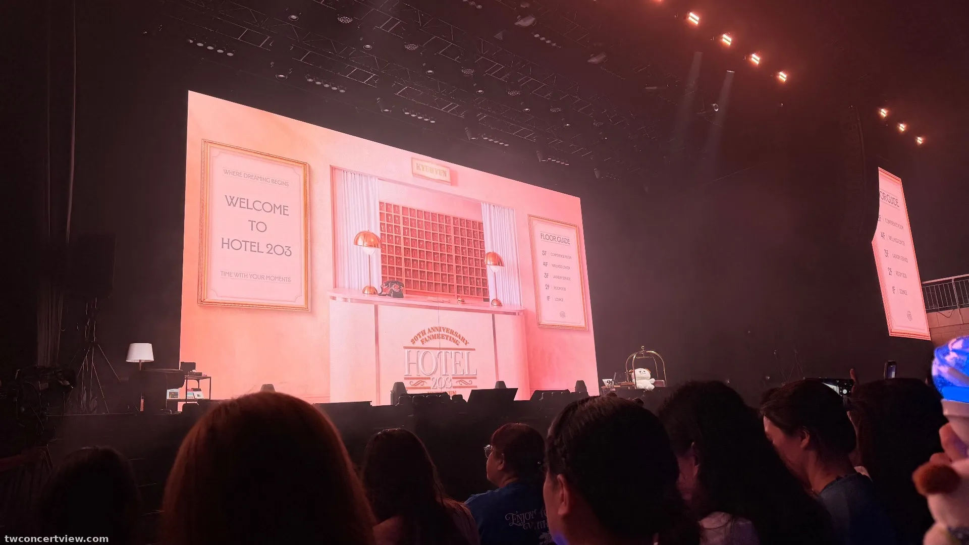 Tianmu Gymnasium A 前列左番 座席からの眺め - KYUHYUN 20th Anniversary Fanmeeting ＜Hotel 203＞ IN TAIPEI