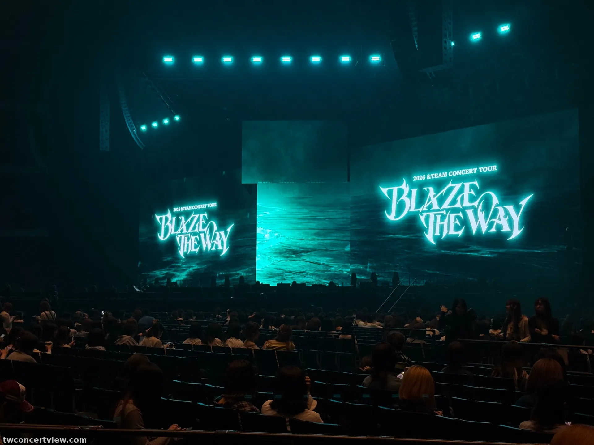 K-Arena 橫濱 N 區 中排右號 視野照片 - &TEAM Blaze the way