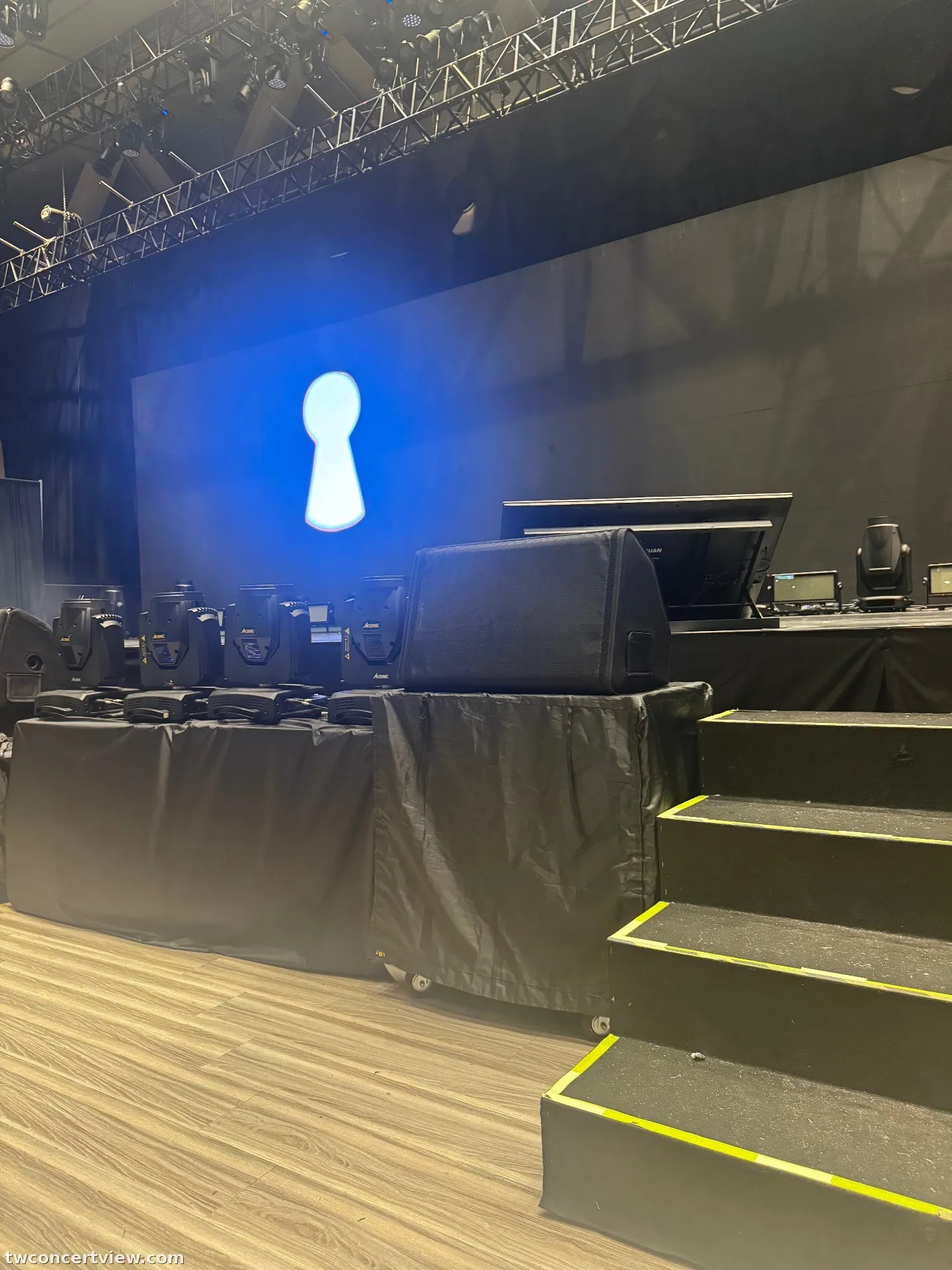 LEGACY MAX A2 區 1排31號 視野照片 - 2026 YENA LIVE TOUR [So Near Yet So Far, Another Wo2ld!]