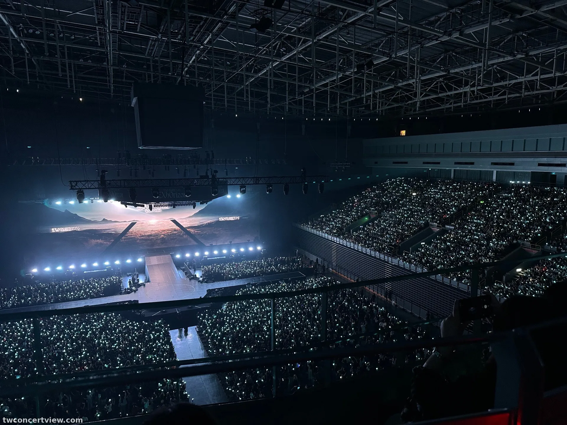 Kaohsiung Arena (高雄巨蛋) 516 2列10番 座席からの眺め - EXO PLANET #6 – EXhOrizon
