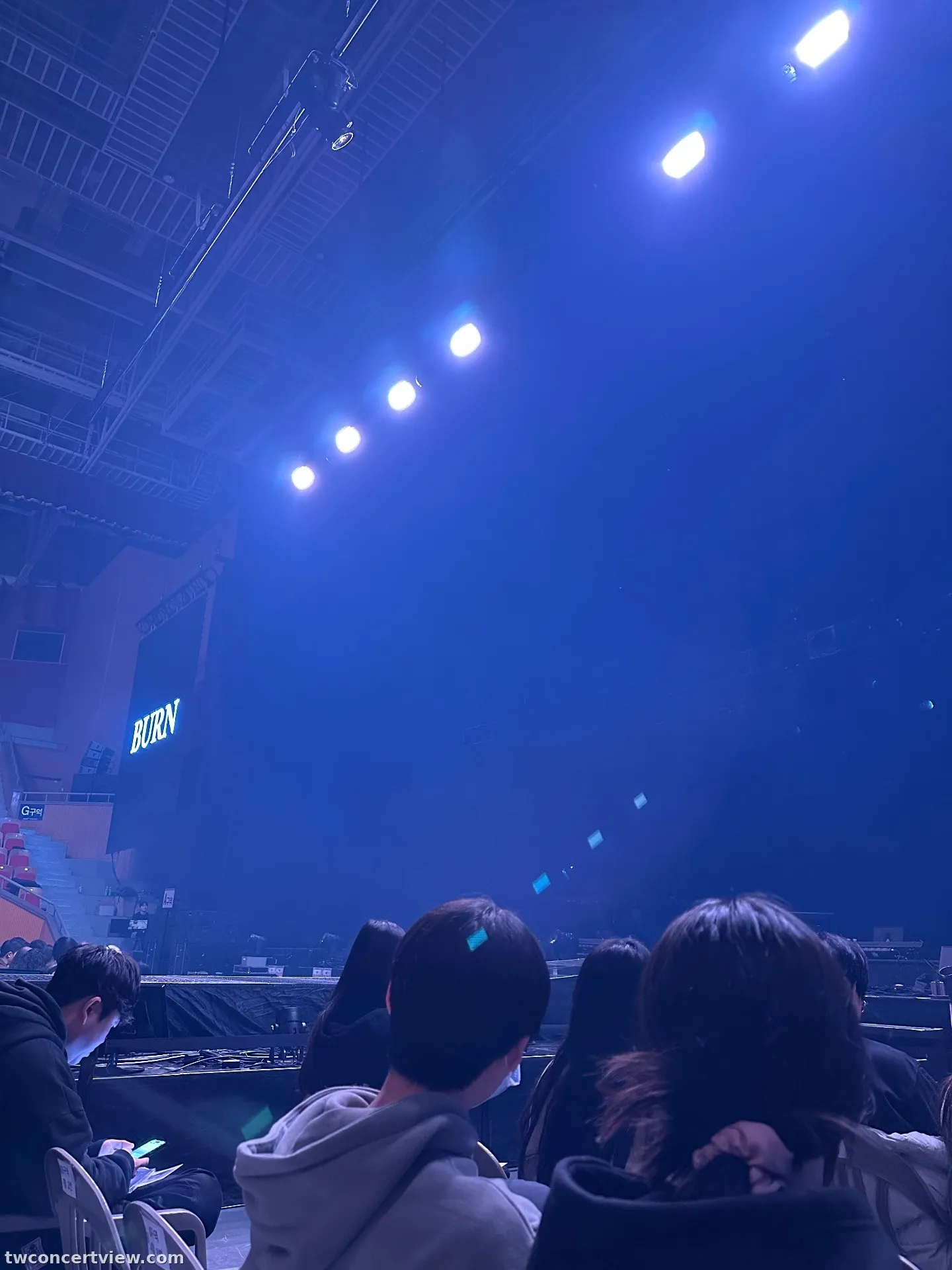 奧林匹克廳 (Olympic Hall) B 區 前排左號 視野照片 - 2026 ASH ISLAND SOLO CONCERT 〈BURN〉