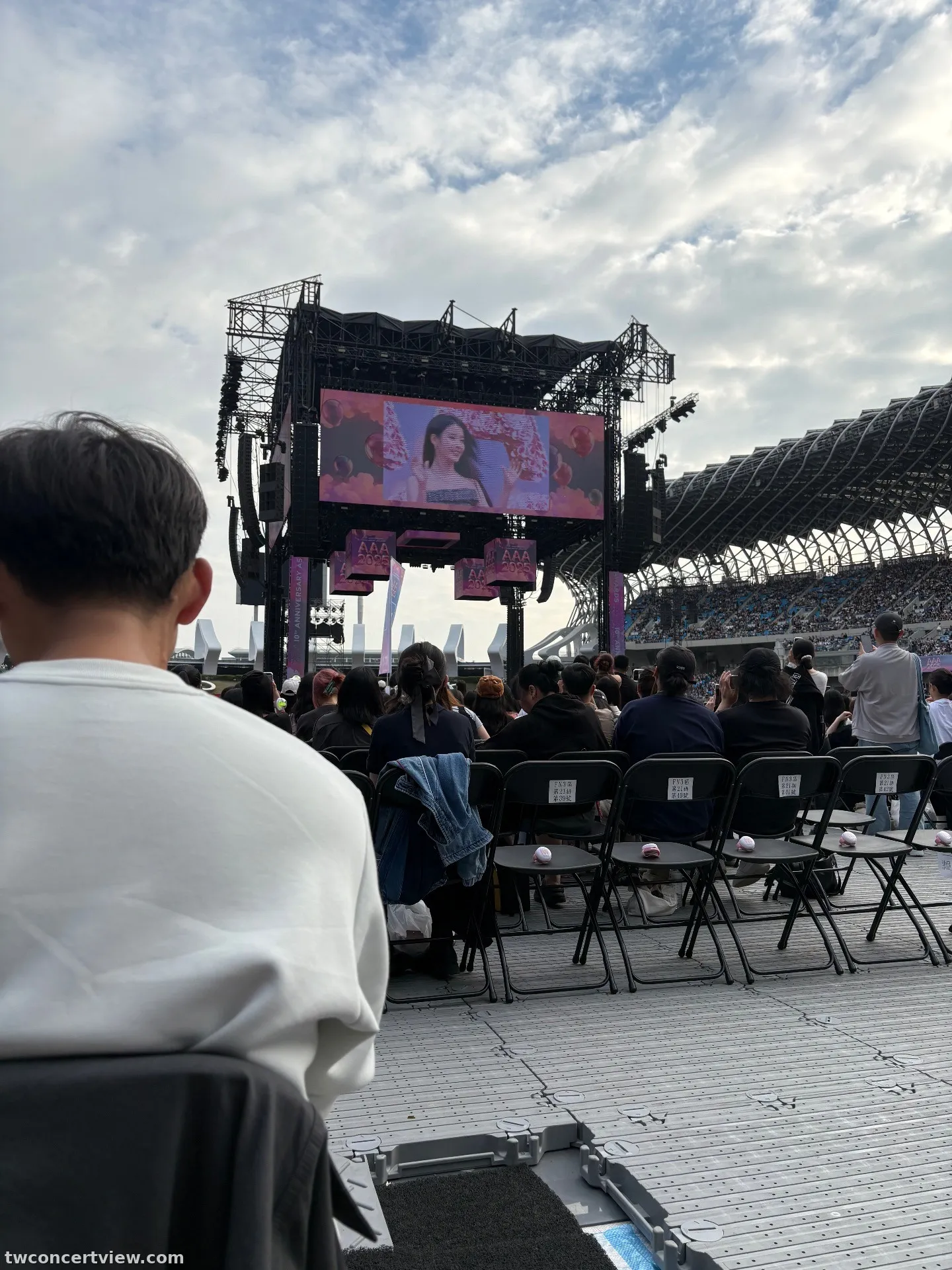 Kaohsiung National Stadium (AAA) FN6 โซน แถว 2 ที่นั่ง 30 ภาพวิวที่นั่ง - AAA
