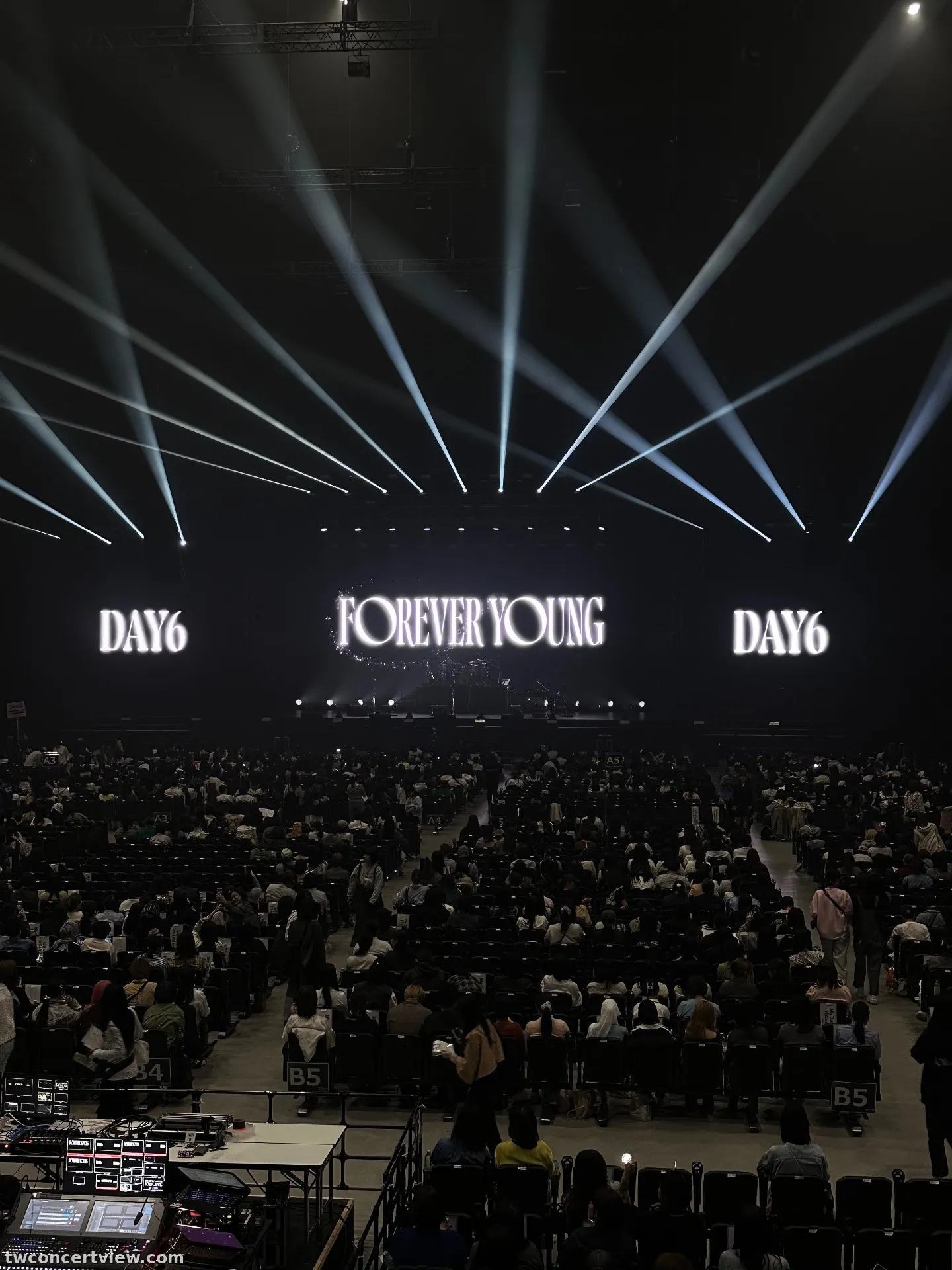 Pia Arena MM Z57 區 C22扉 4排181號 視野照片 - DAY6 3rd World Tour <FOREVER YOUNG> in Yokohama