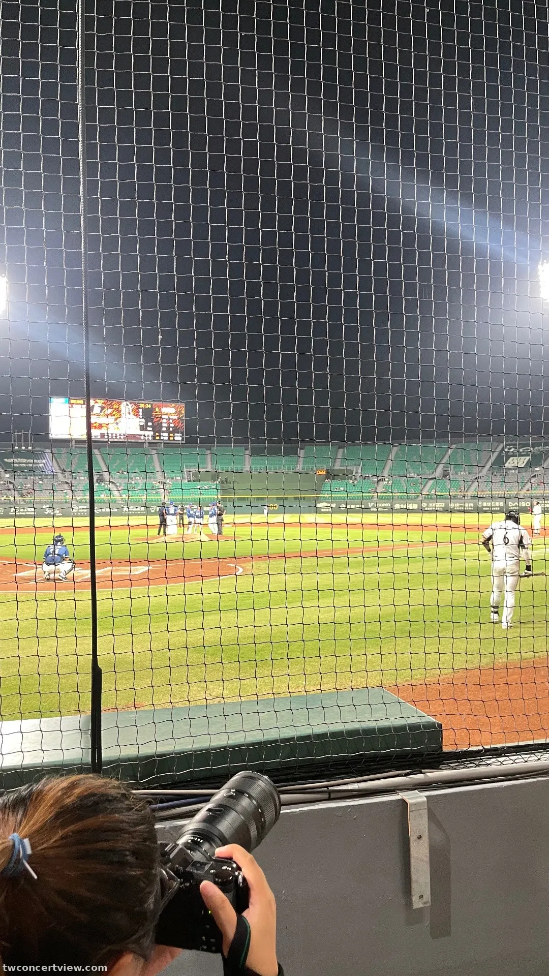 亞太成棒主球場 10 區 2排1號 視野照片 - 統一vs富邦