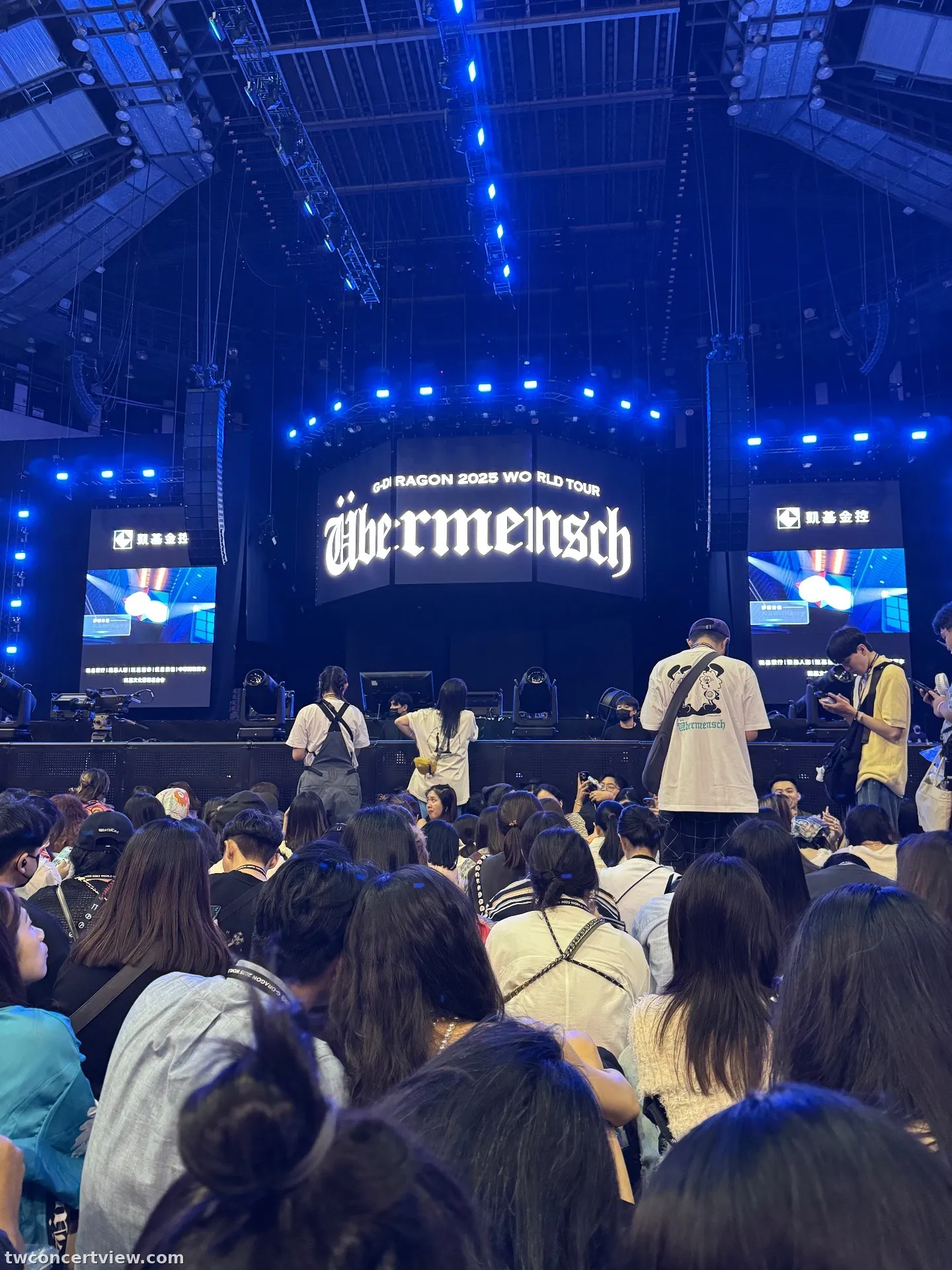Taipei Arena E Zona Baris 中, Kursi 中 foto pemandangan kursi - G-DRAGON 2025 WORLD TOUR