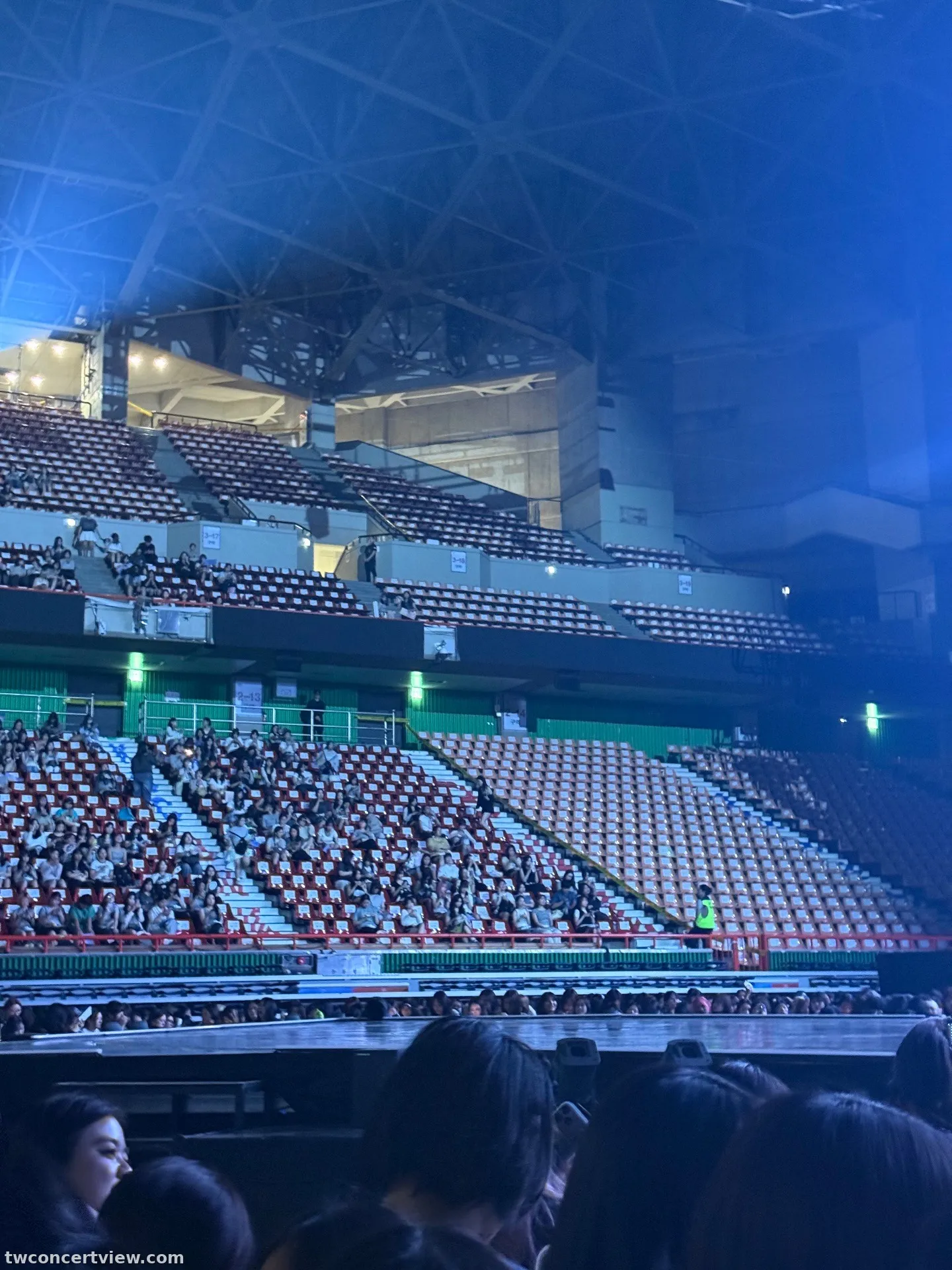 釜山社稷室內體育館 (Sajik Indoor Gymnasium) D 區 中排左號 視野照片 - BOYNEXTDOOR KNOCK ON vol.2