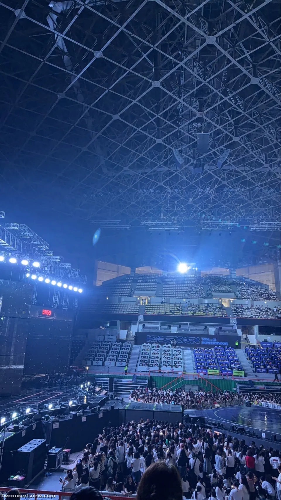 釜山社稷室內體育館 (Sajik Indoor Gymnasium) 2-13 區 11排5號 視野照片 - Boynextdoor knock on VoL.2 Busan
