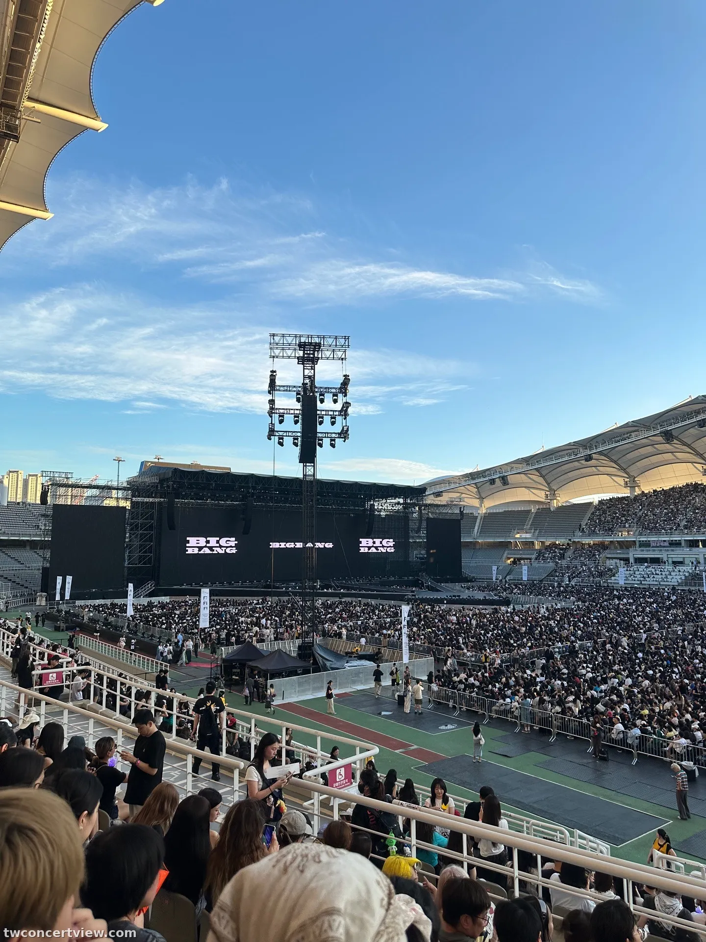 高陽綜合運動場 主競技場 (Goyang Stadium) E1 區 17排38號 視野照片 - BIGBANG XX:COSMOS