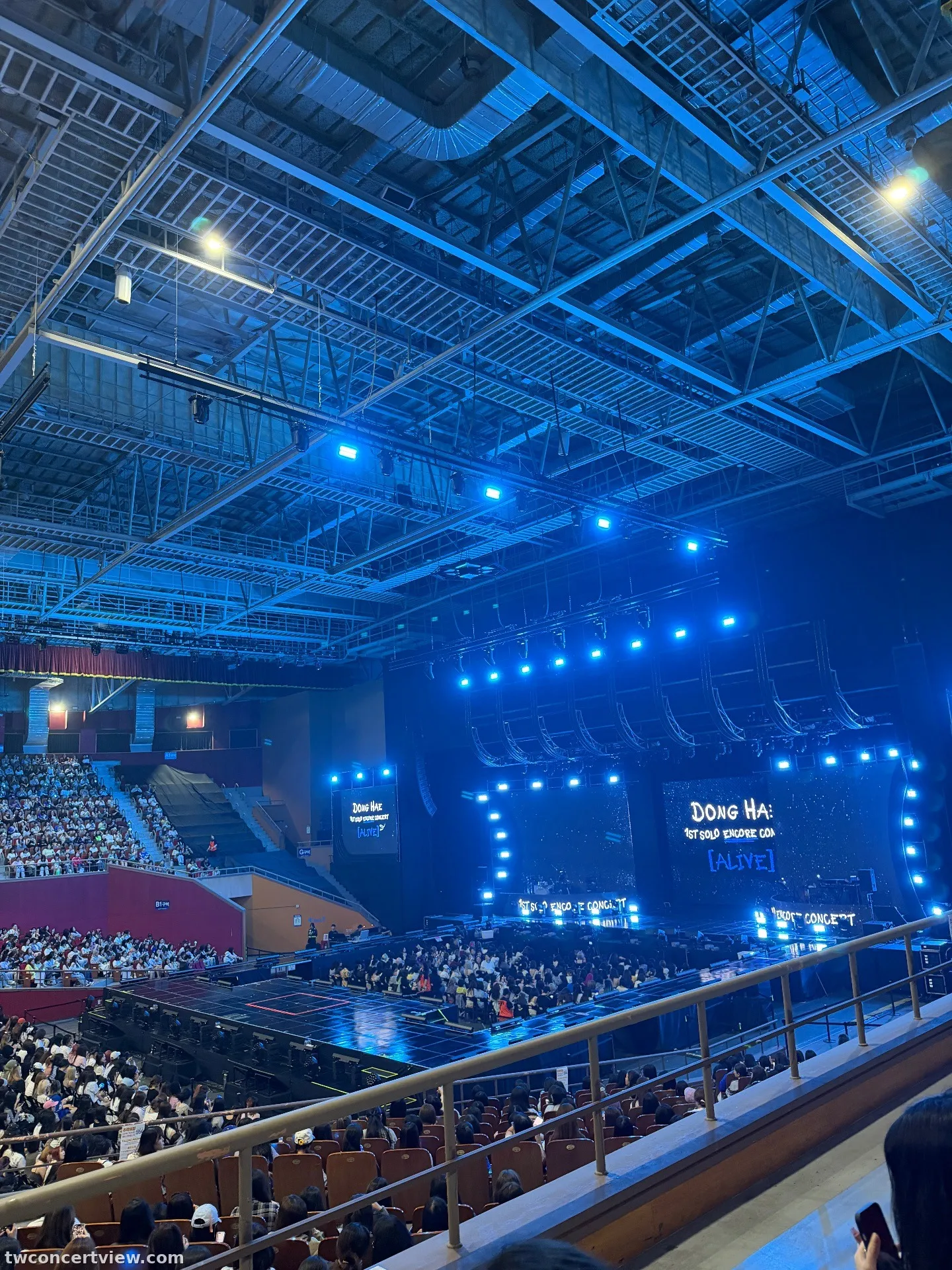 奧林匹克廳 (Olympic Hall) E4 區 2排8號 視野照片 - DONGHAE ALIVE ENCORE