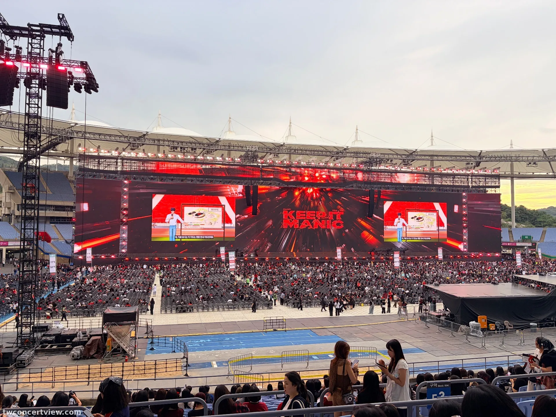 Incheon Munhak Stadium E27 Row 5, Seat 12 seat view - PLAVE Keep it manic