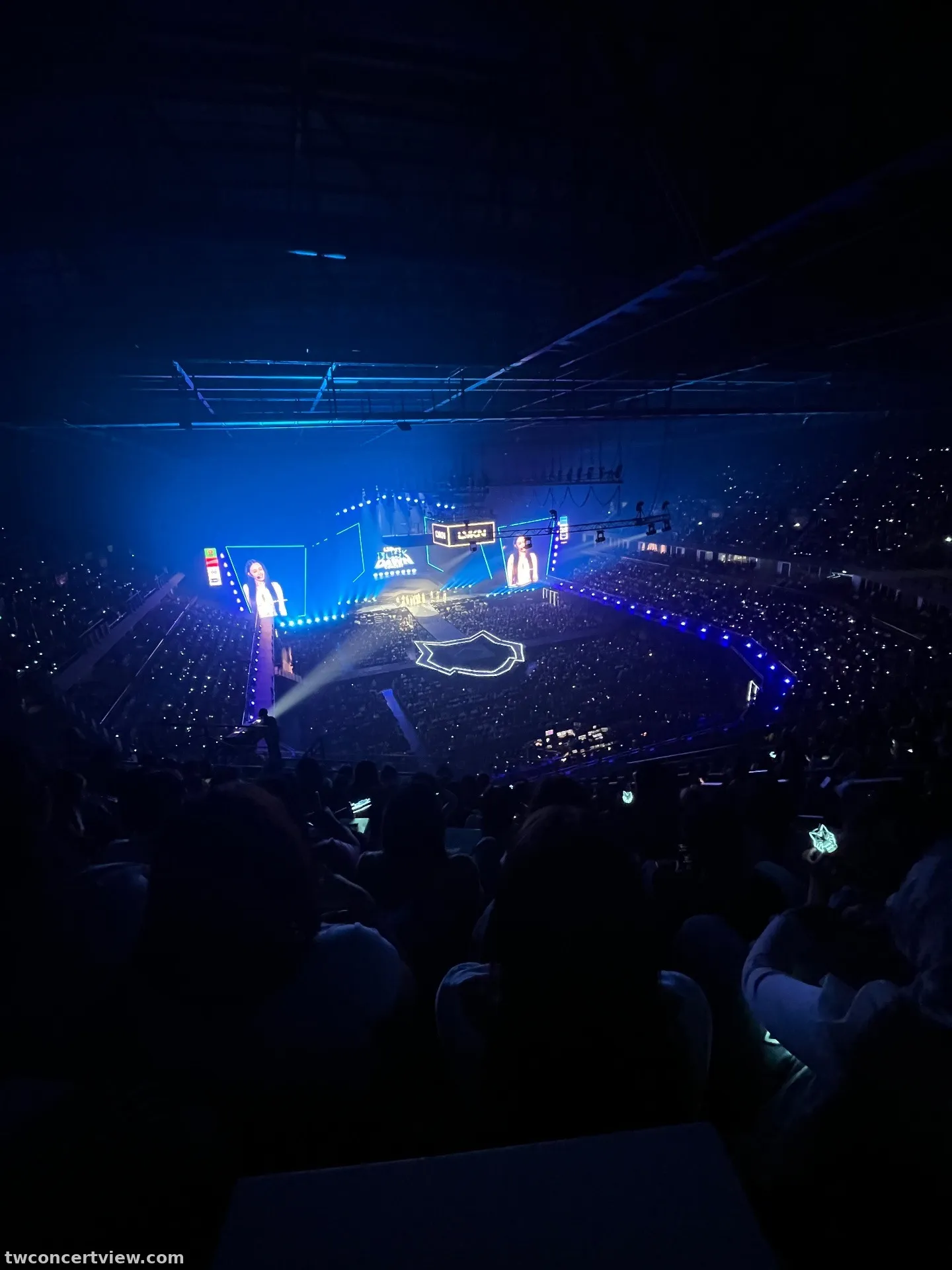 IMPACT Arena I 區 P排14號 視野照片 - LYKN DUSK & DAWN CONCERT