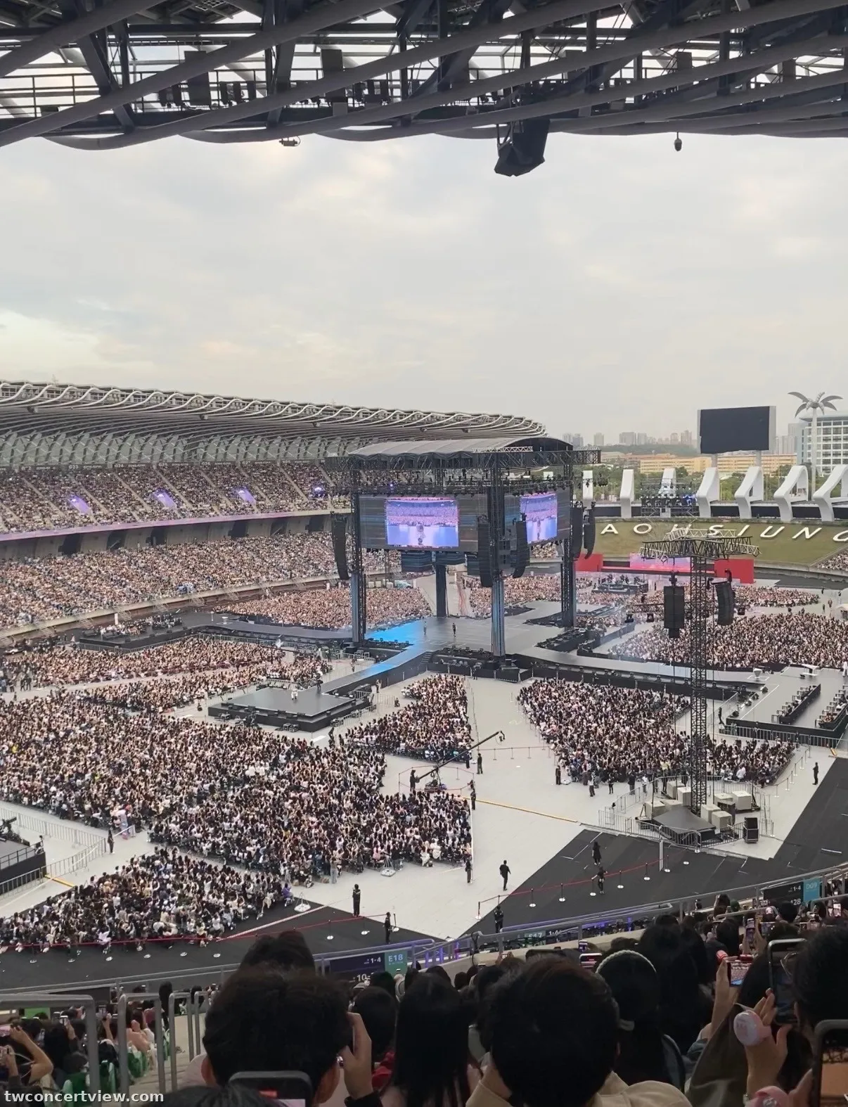 Kaohsiung National Stadium (AAA) E18 22列19番 座席からの眺め - 2025AAA